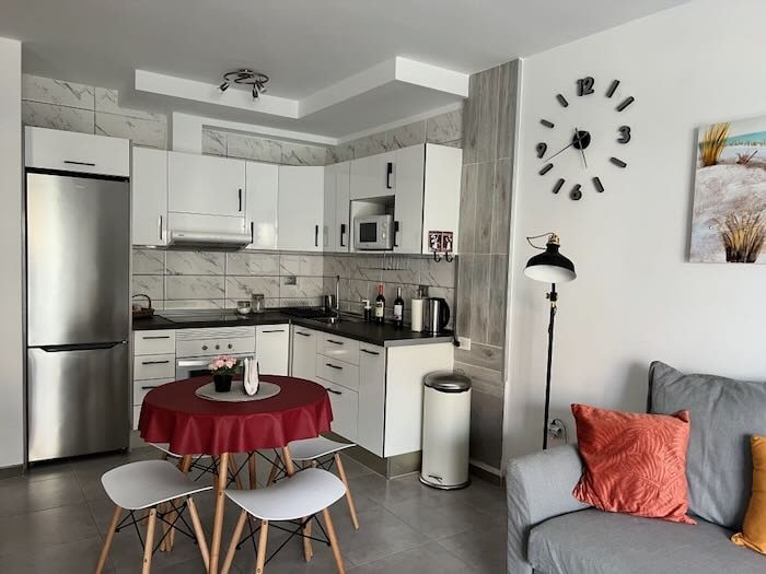 Aloha-Costa-del-Silencio-konyha-étkező-min